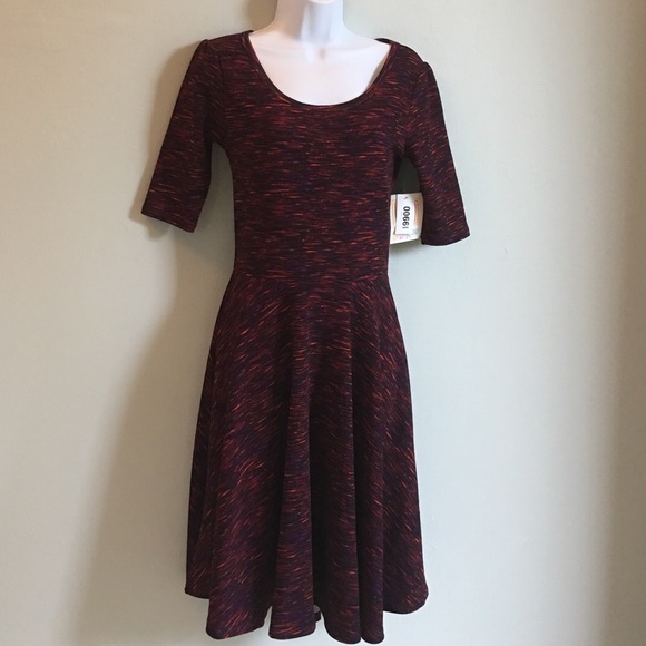 LuLaRoe Dresses & Skirts - LuLaRoe Nicole Dress NWT Small